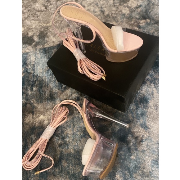 Pink stiletto platform heels - Picture 3 of 5